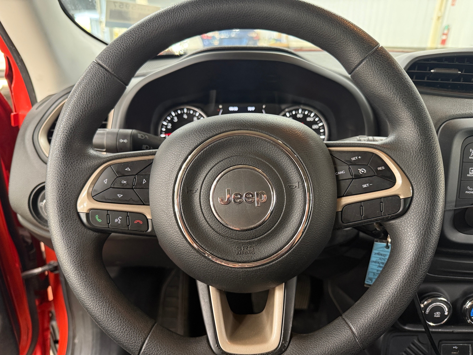 Thumbnail: 2016 Jeep Renegade - 5