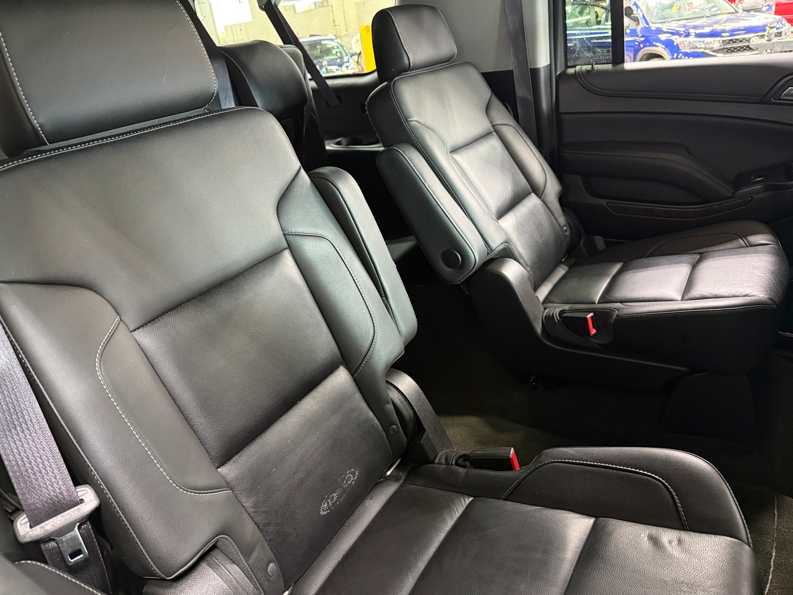 Thumbnail: 2016 Chevrolet Suburban - 5