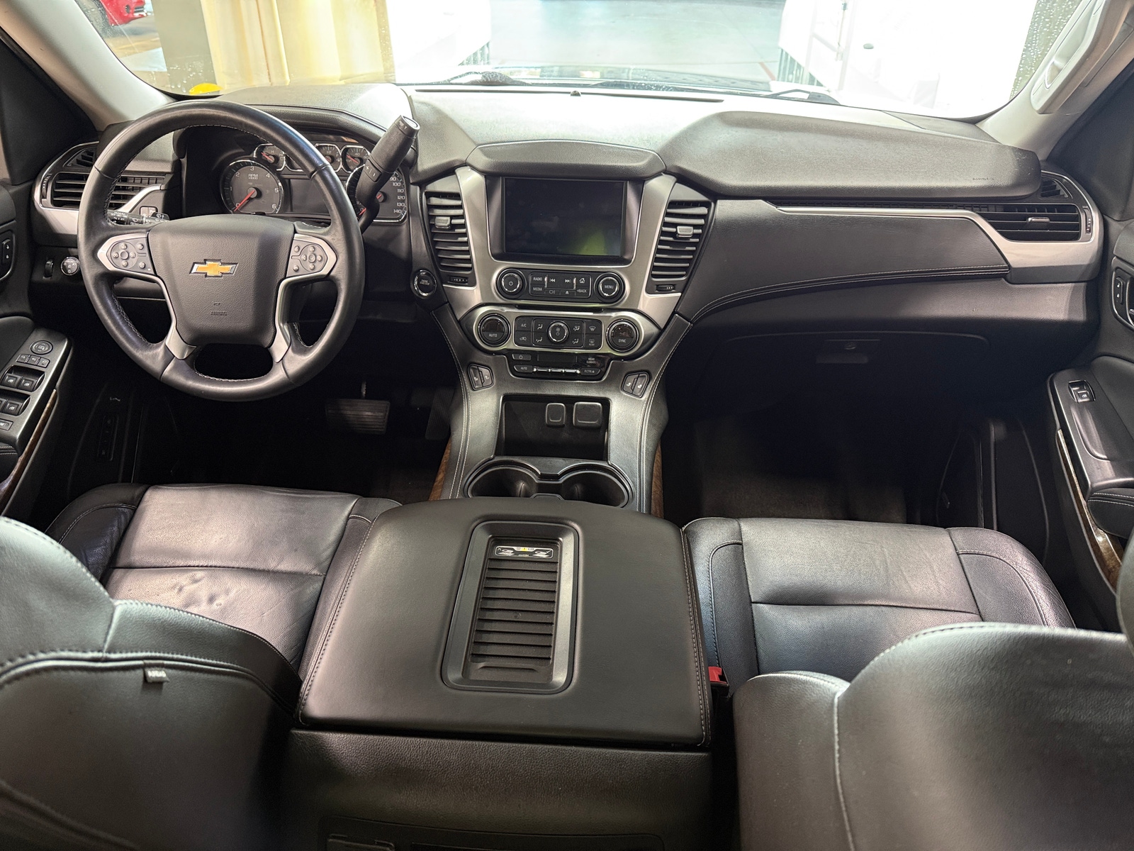 Thumbnail: 2016 Chevrolet Suburban - 2