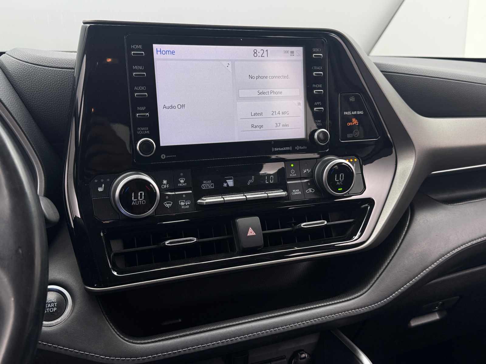Thumbnail: 2021 Toyota Highlander - 3