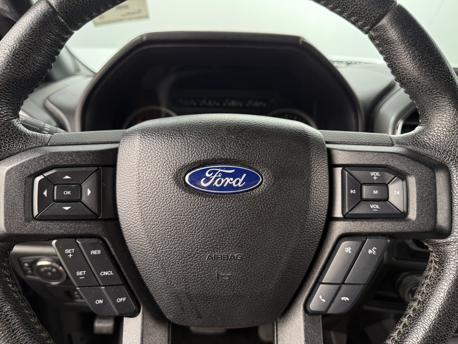 Thumbnail: 2016 Ford Econoline - 5