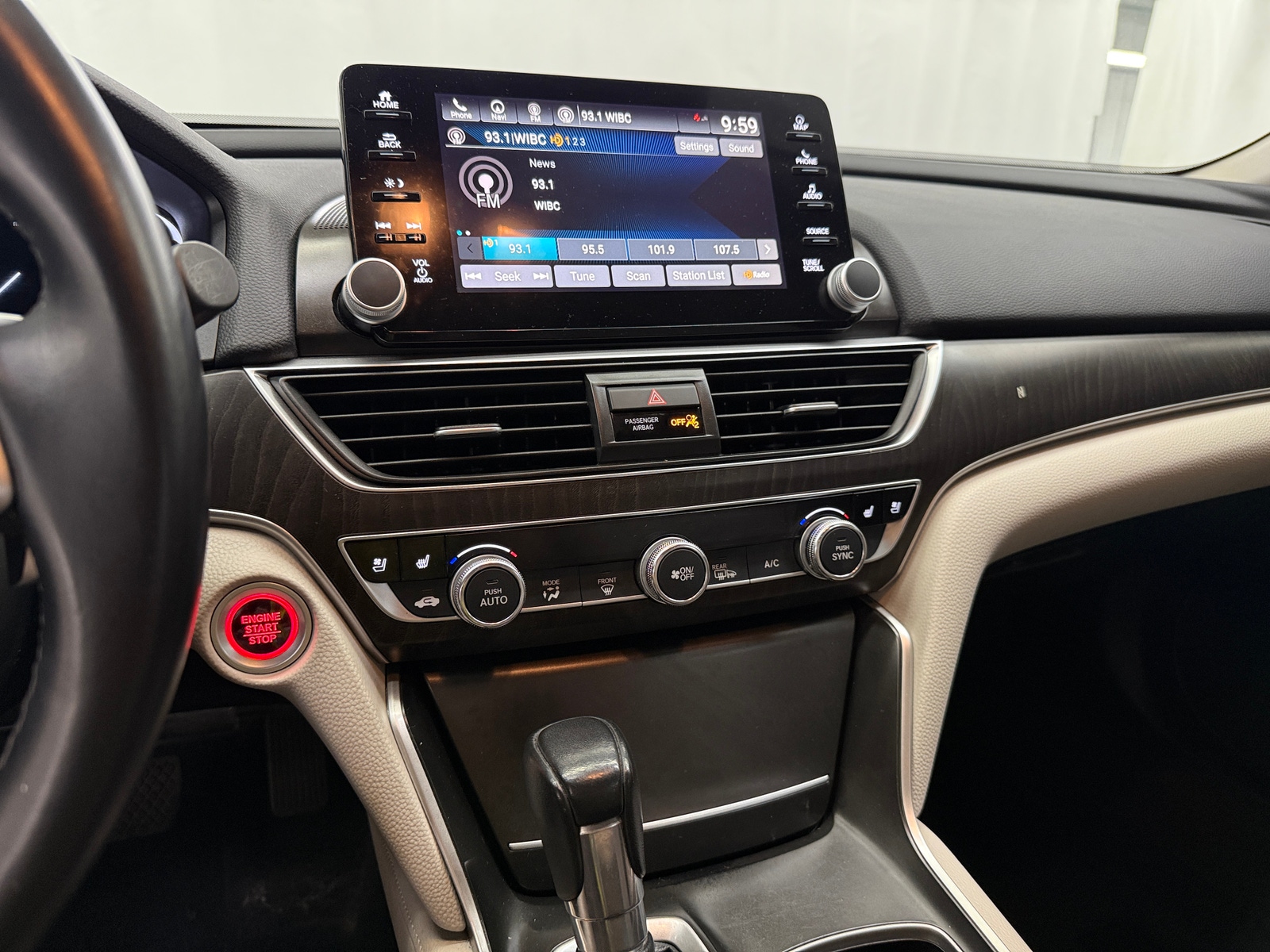 Thumbnail: 2018 Honda Accord - 3