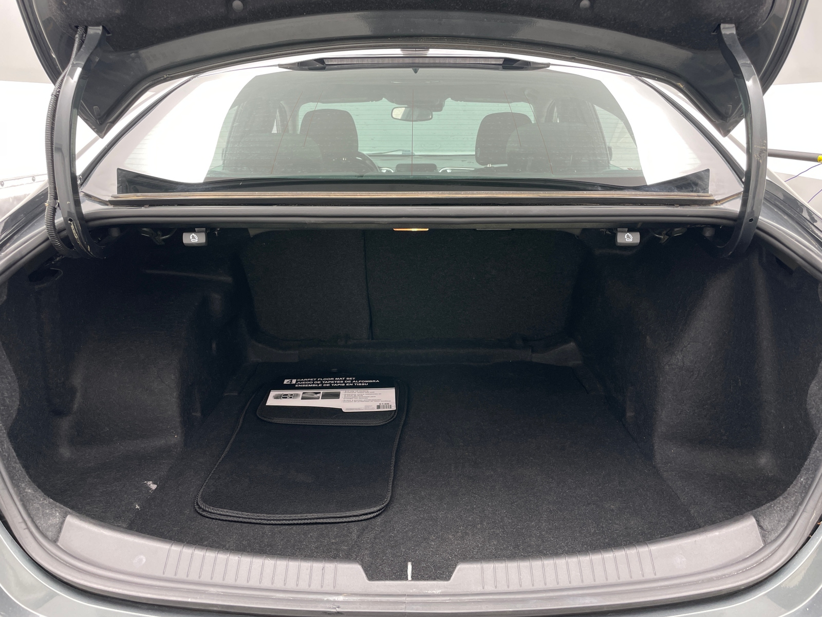 Thumbnail: 2017 Chevrolet Malibu - 7