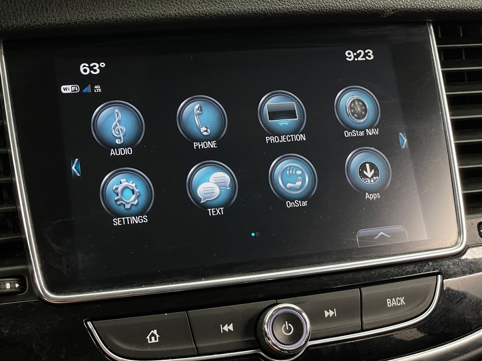 Thumbnail: 2018 Buick Encore - 4