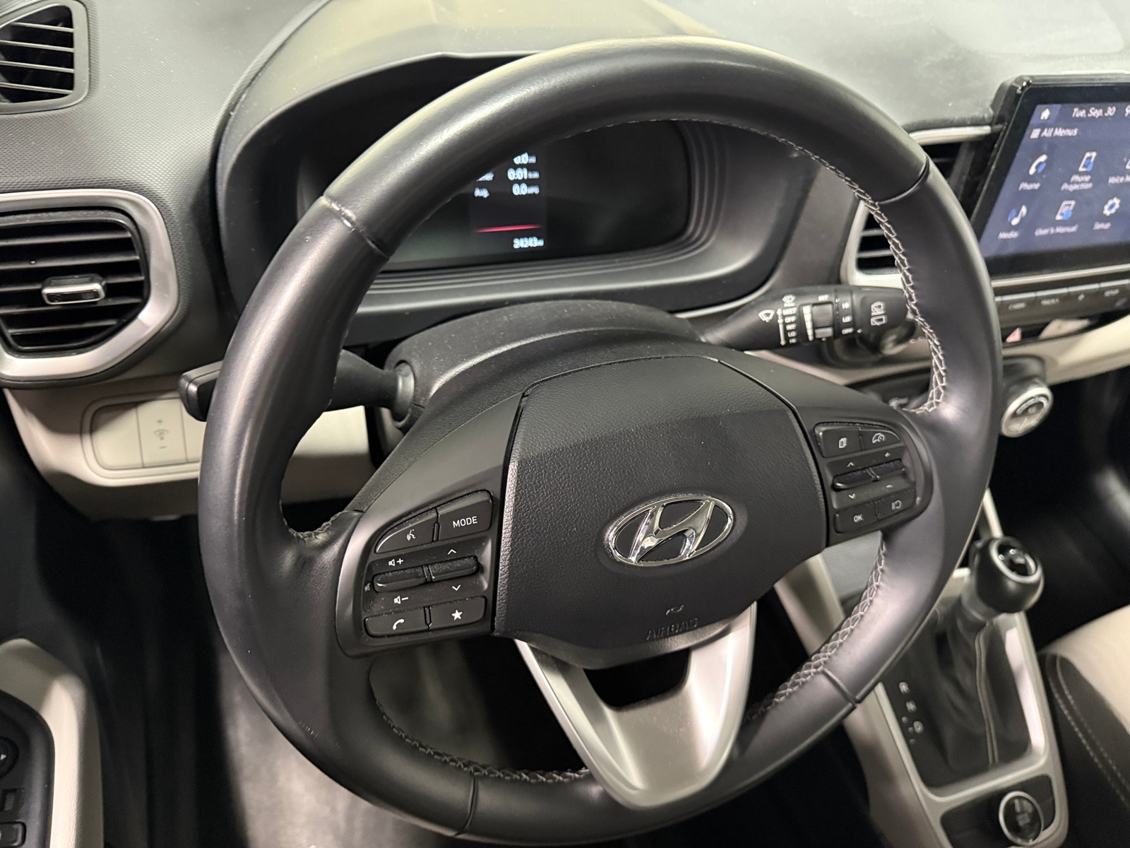 Thumbnail: 2024 Hyundai Venue - 5