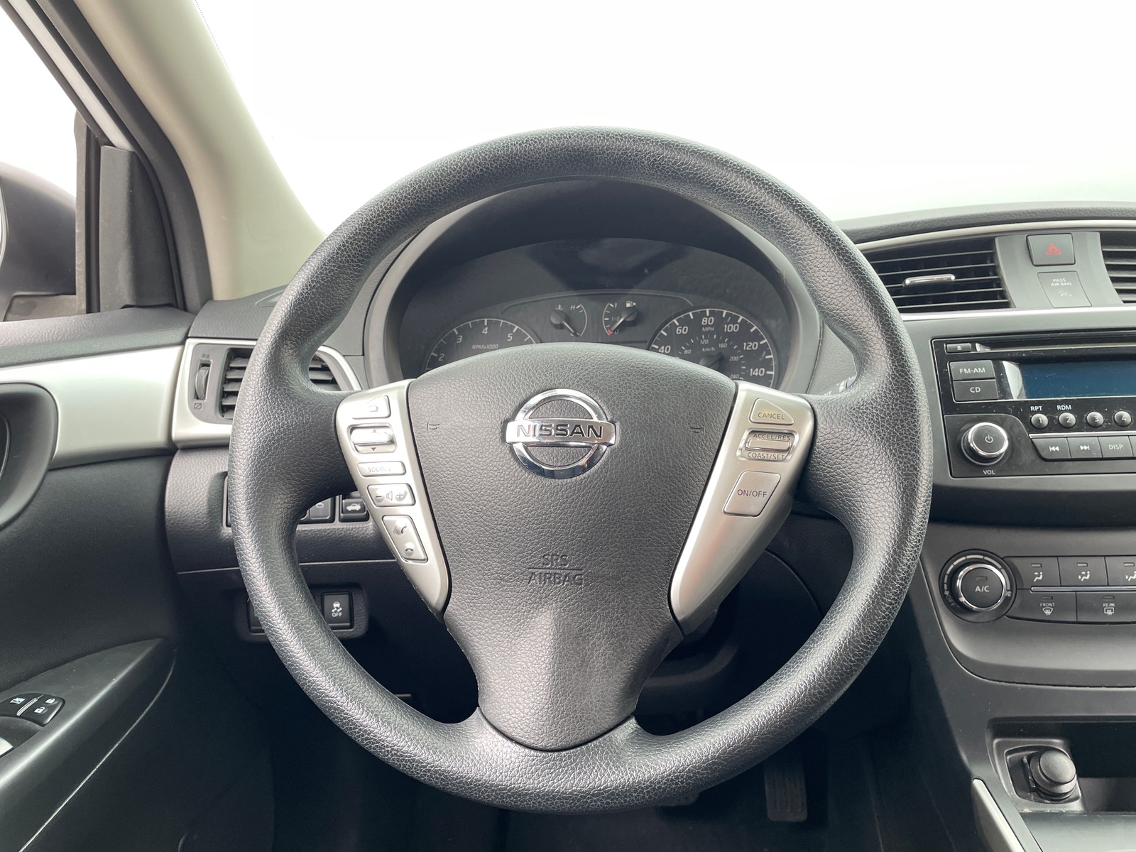 Thumbnail: 2017 Nissan Sentra - 5