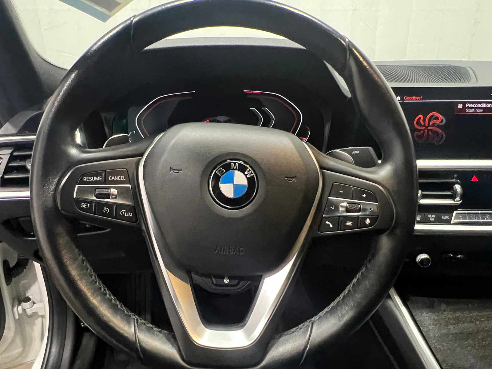 Thumbnail: 2019 BMW 3 Series - 4