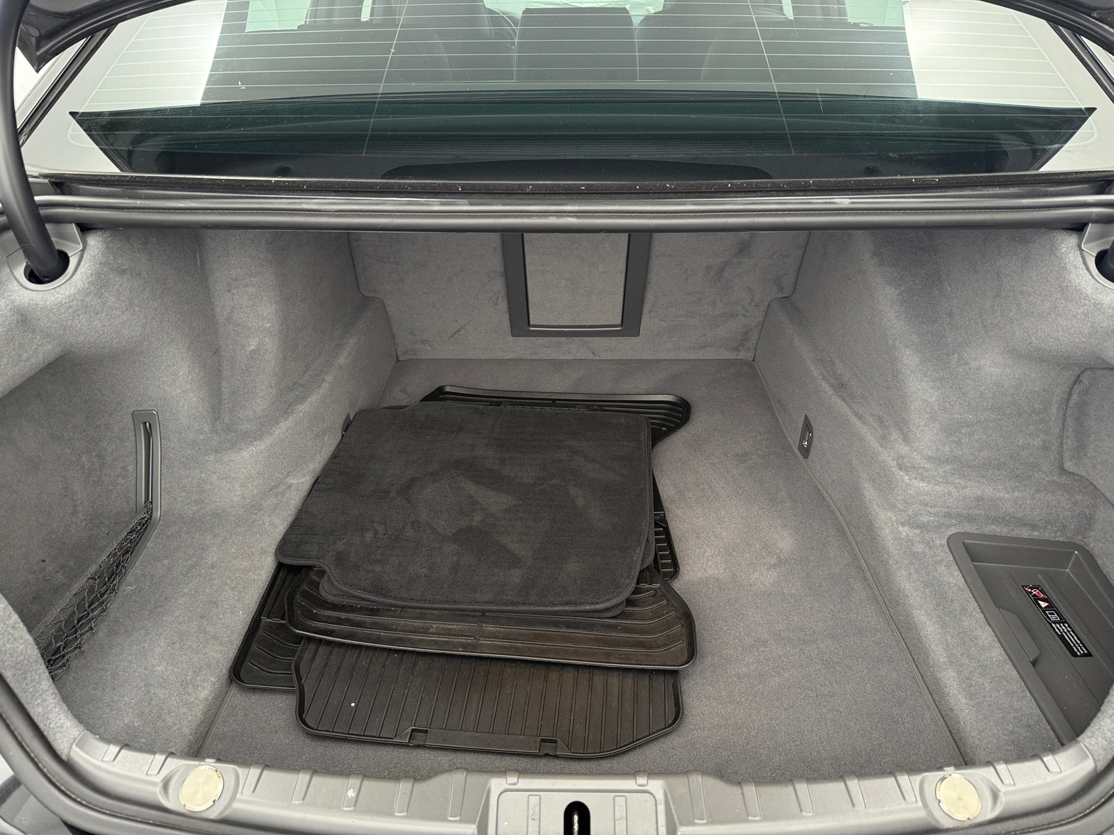 Thumbnail: 2012 BMW 7 Series - 7
