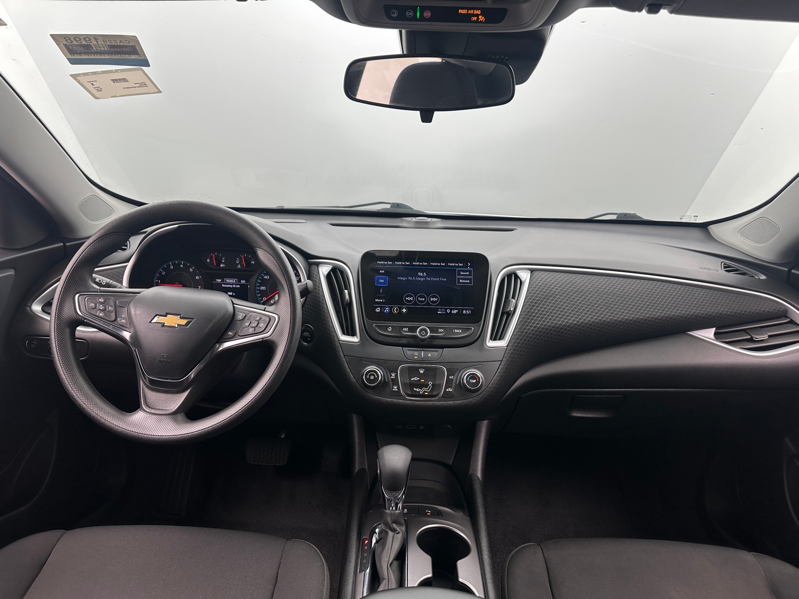 Thumbnail: 2023 Chevrolet Malibu - 3