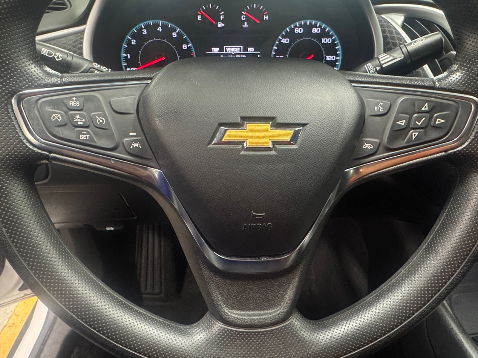 Thumbnail: 2023 Chevrolet Malibu - 5