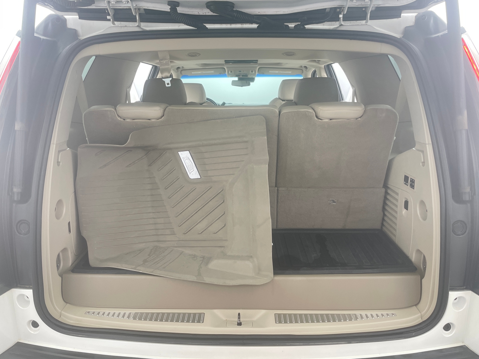 Thumbnail: 2019 Cadillac Escalade - 6