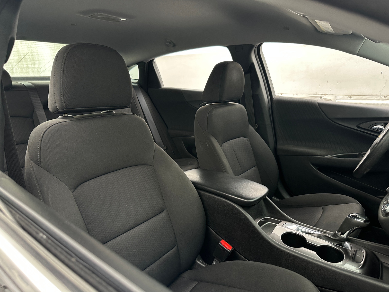 Thumbnail: 2018 Chevrolet Malibu - 2