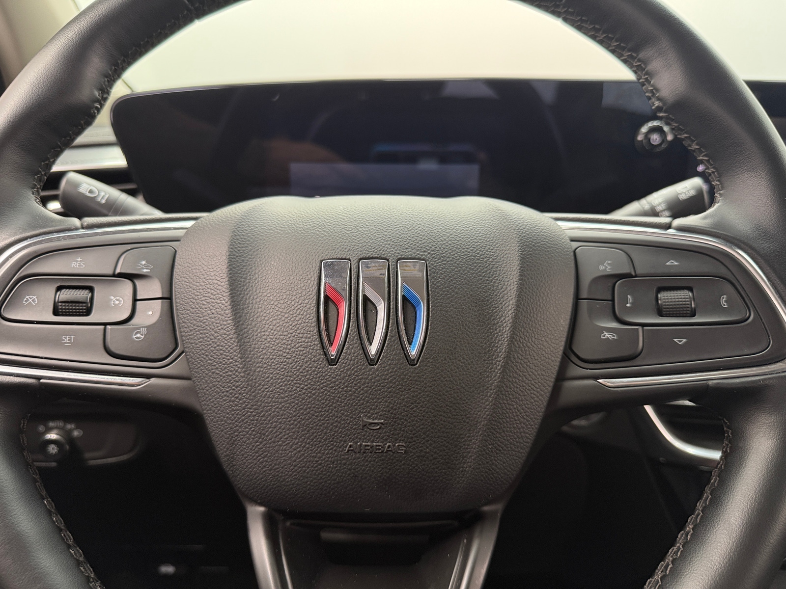 Thumbnail: 2024 Buick Encore GX - 4