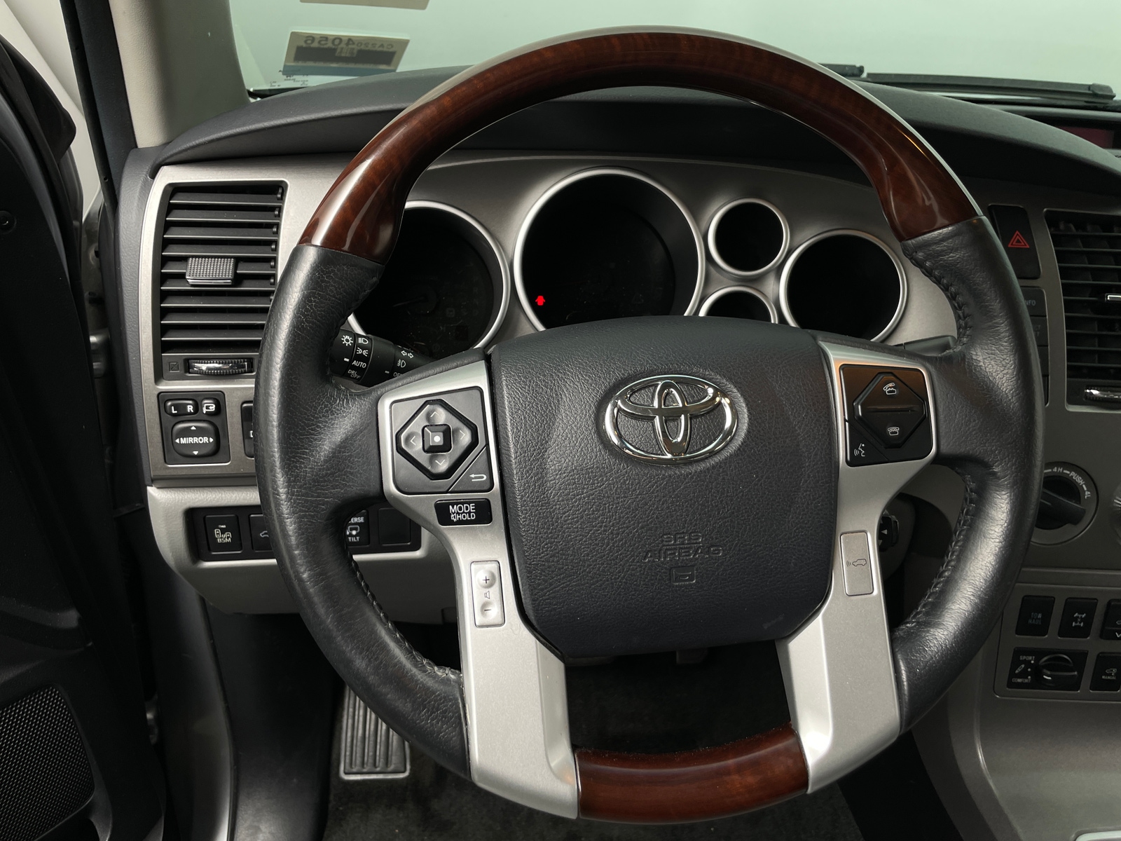 Thumbnail: 2015 Toyota Sequoia - 4