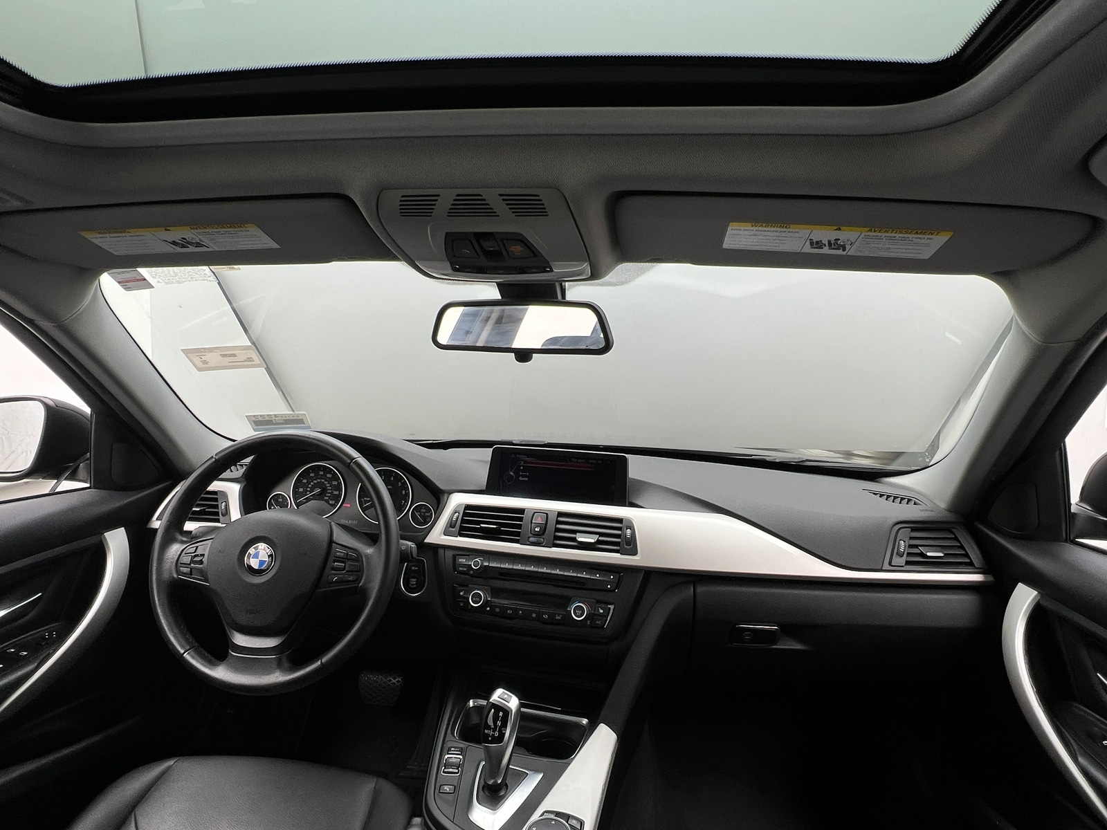 Thumbnail: 2015 BMW 3 Series - 2