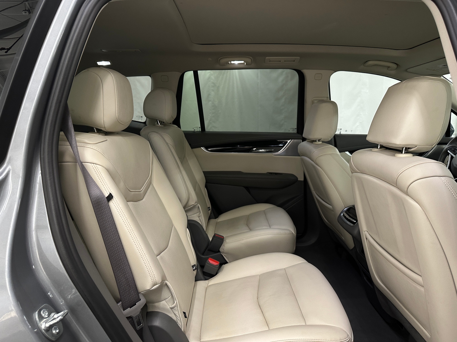 Thumbnail: 2025 Cadillac XT6 - 5