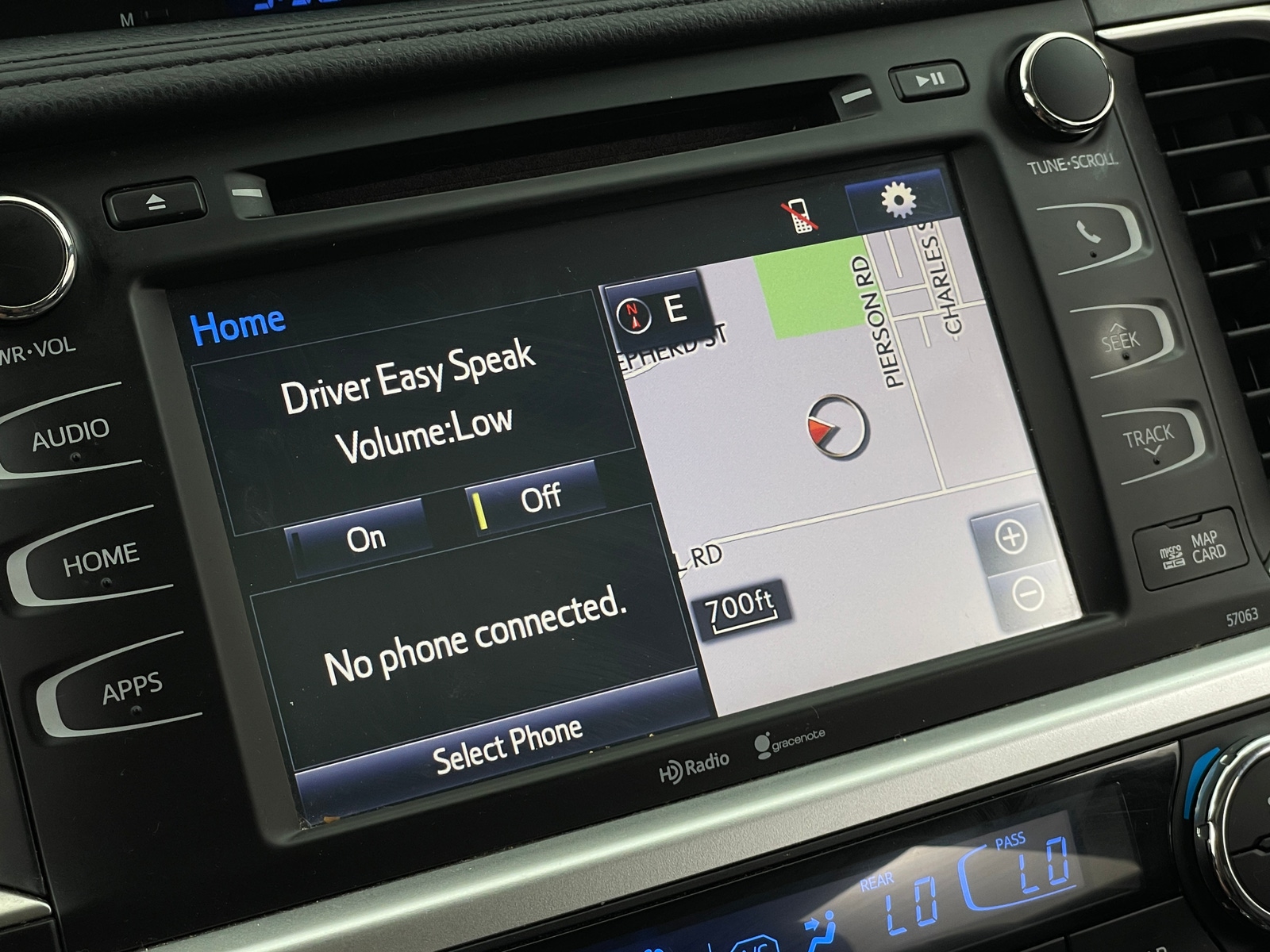 Thumbnail: 2015 Toyota Highlander - 3