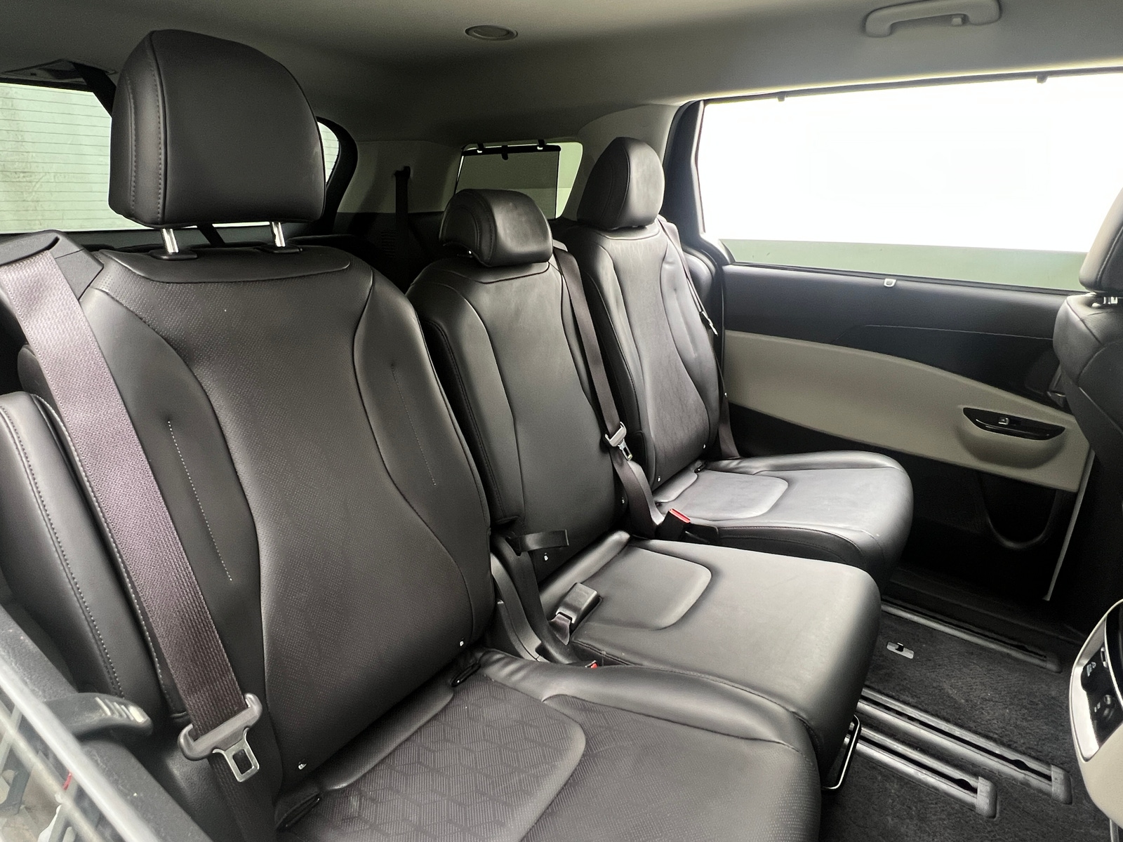 Thumbnail: 2024 Kia Carnival - 6