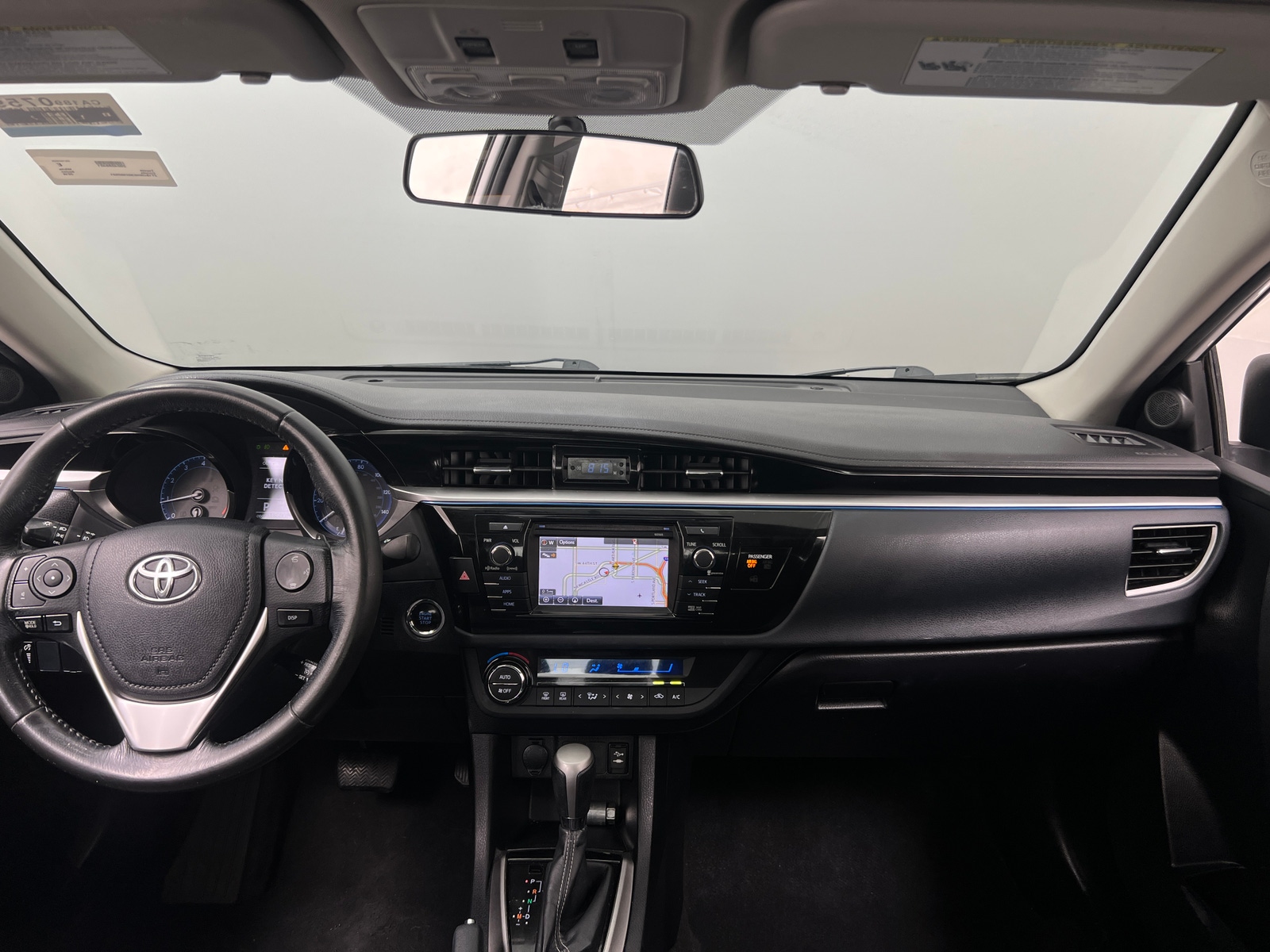 Thumbnail: 2016 Toyota Corolla - 3