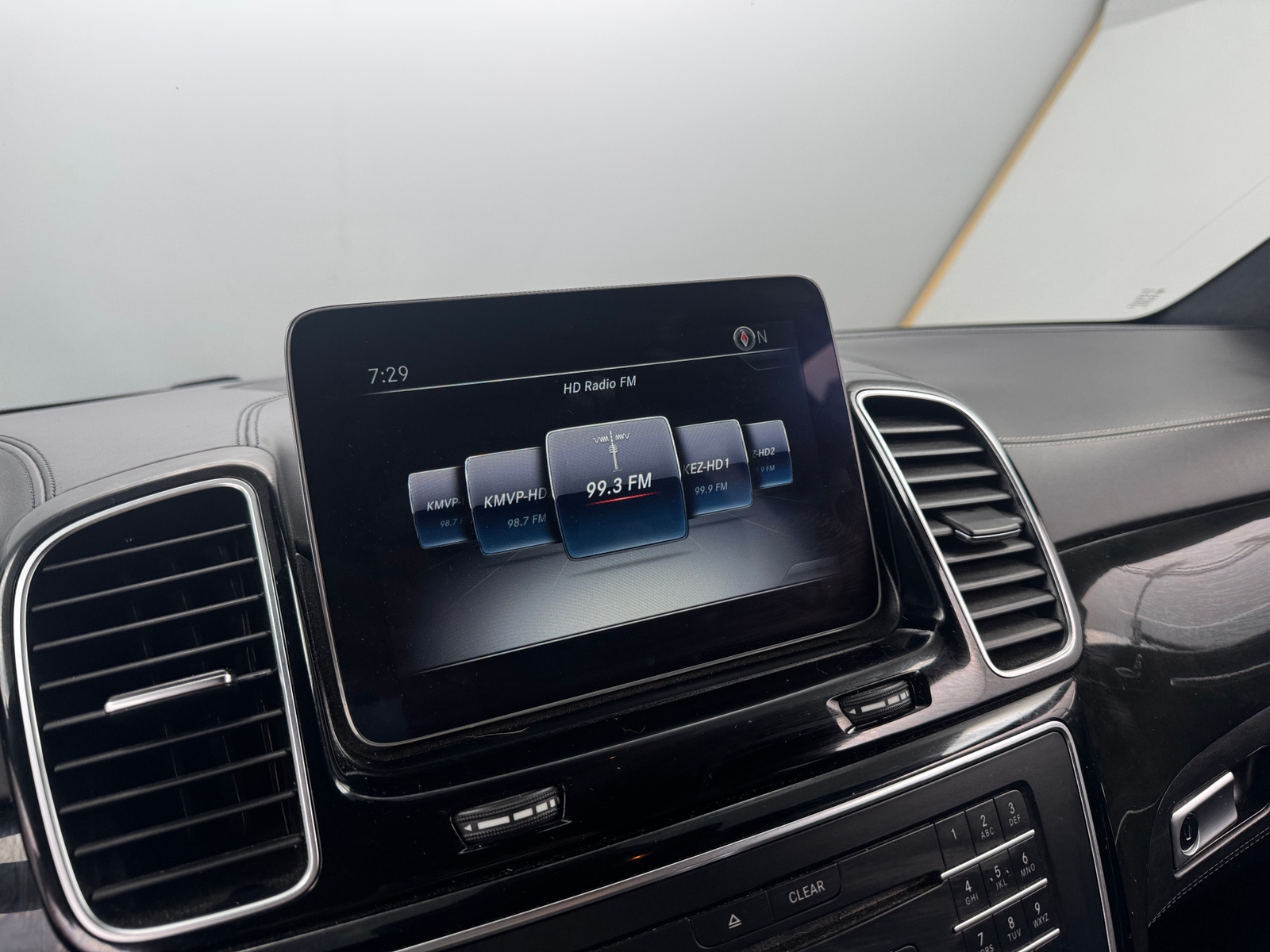 Thumbnail: 2019 Mercedes-Benz GLS - 3