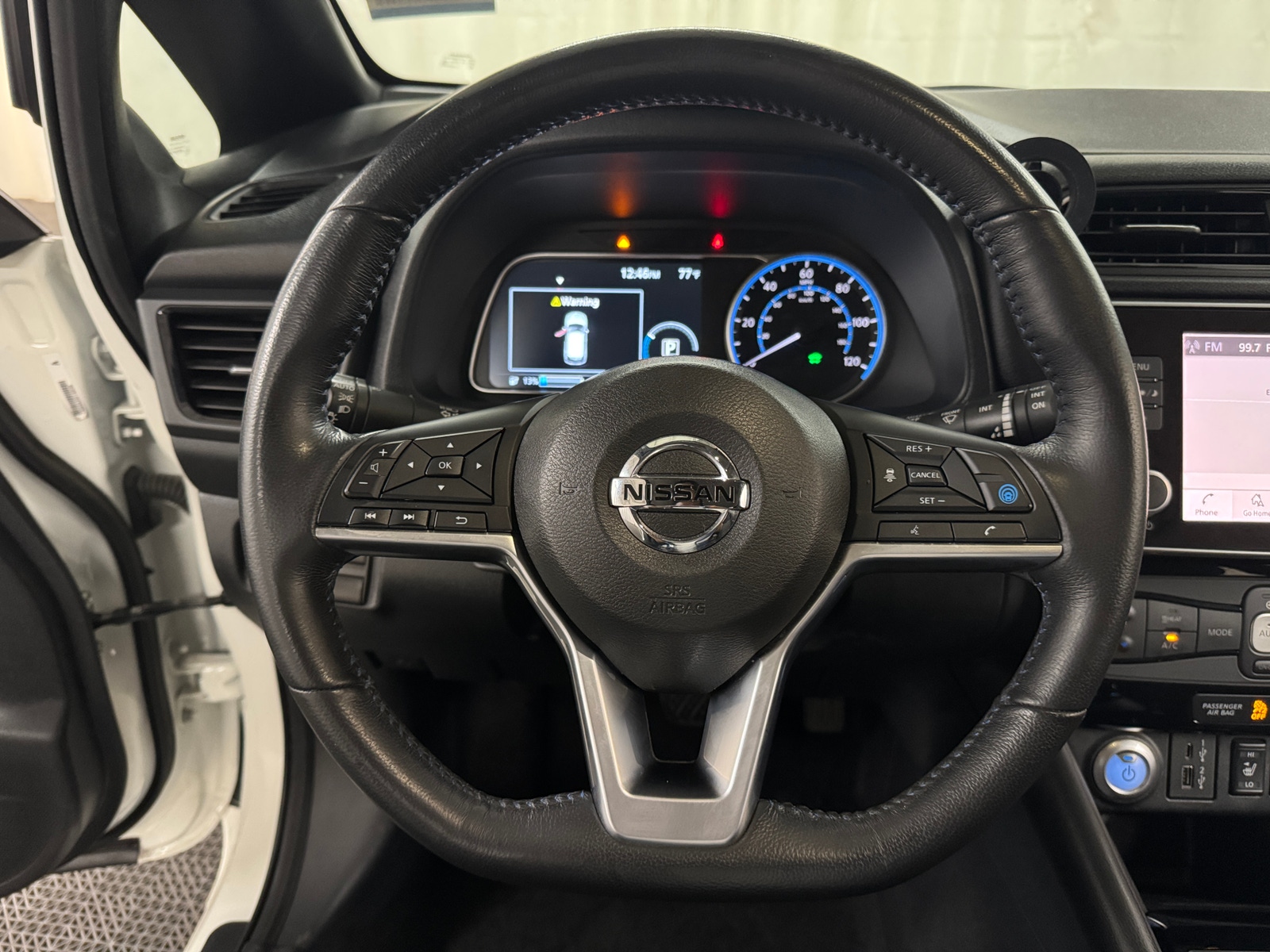 Thumbnail: 2020 Nissan Leaf - 5