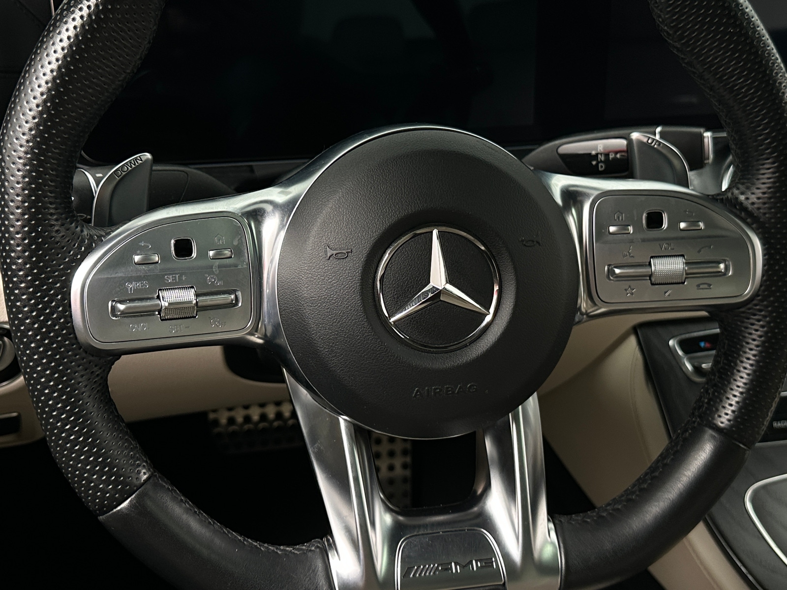 Thumbnail: 2019 Mercedes-Benz E-Class - 4
