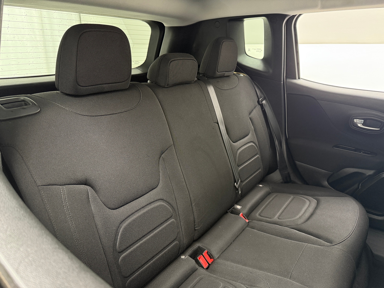 Thumbnail: 2021 Jeep Renegade - 6