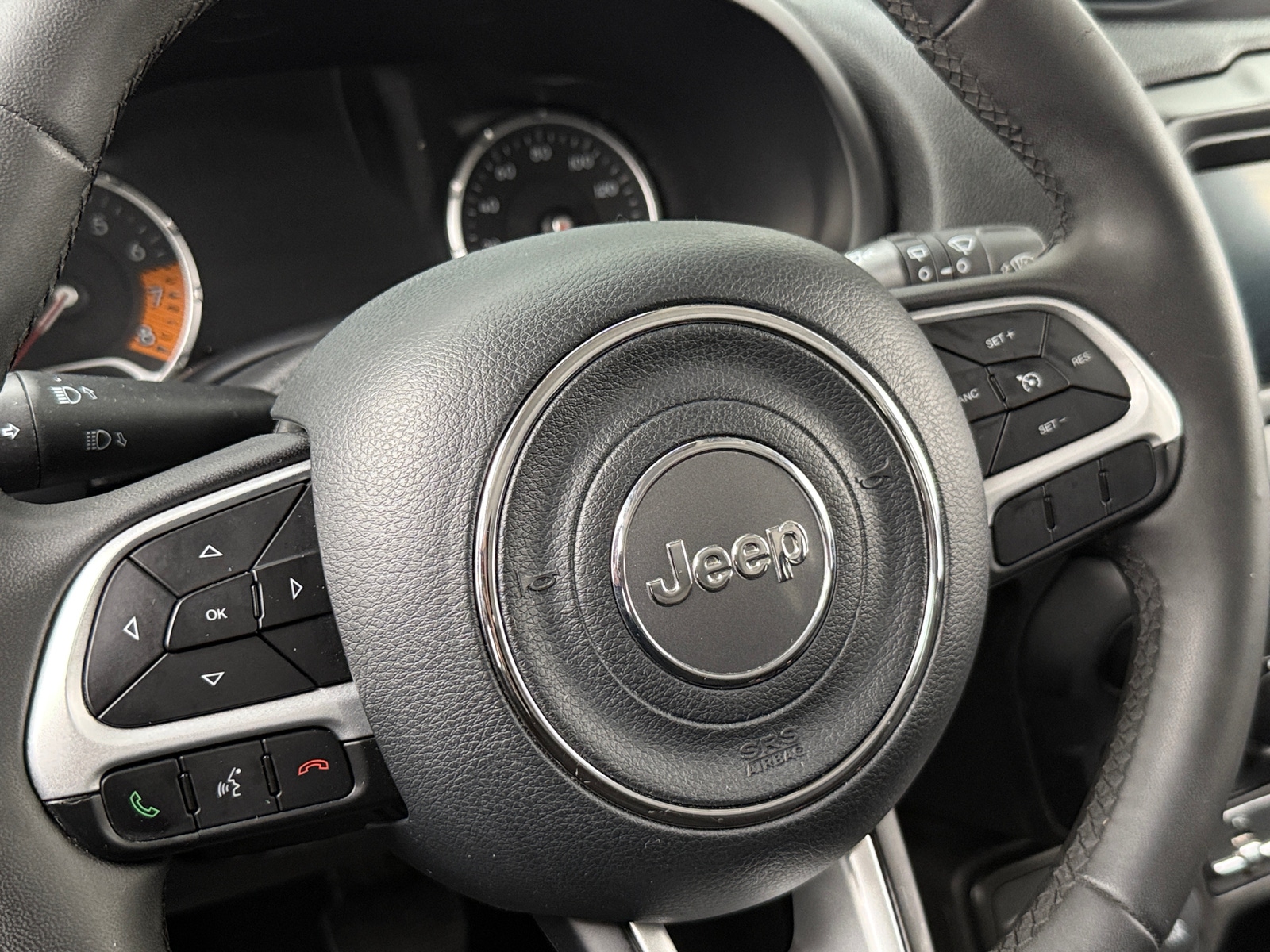 Thumbnail: 2021 Jeep Renegade - 5