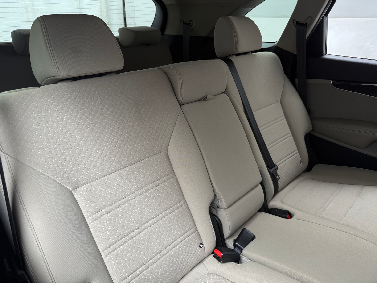 Thumbnail: 2019 Kia Sorento - 6