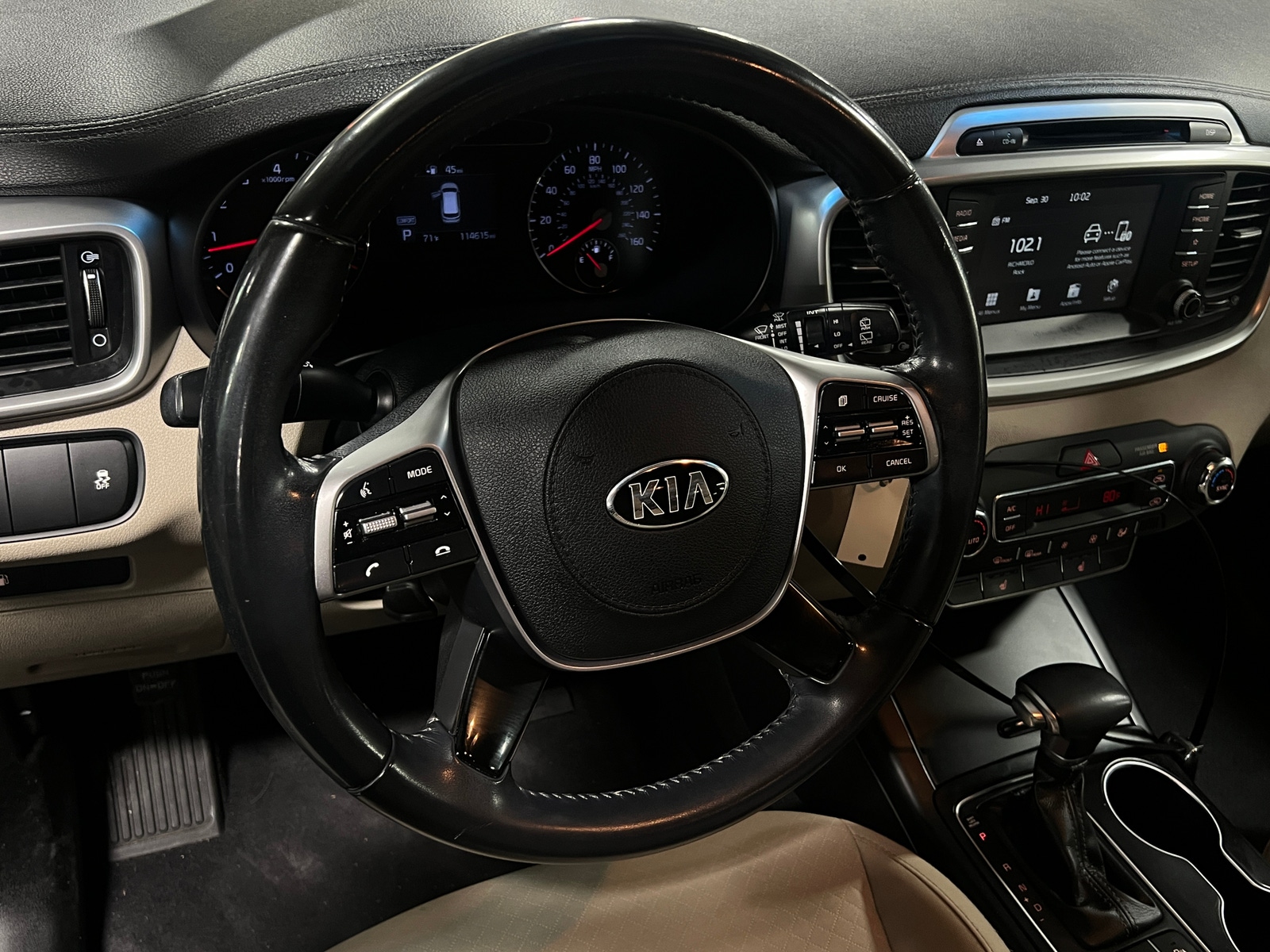 Thumbnail: 2019 Kia Sorento - 5