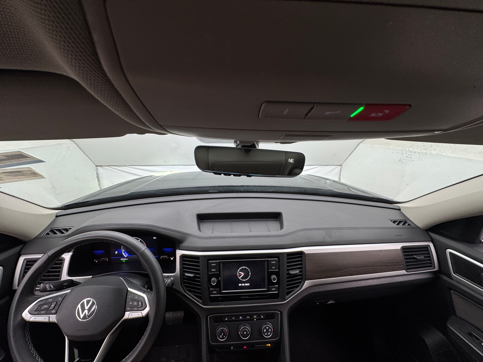 Thumbnail: 2022 Volkswagen Atlas - 2