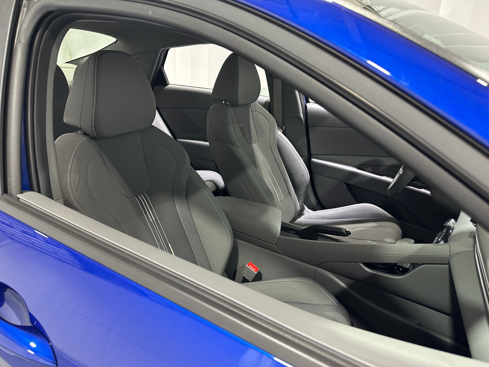 Thumbnail: 2023 Hyundai Elantra - 2