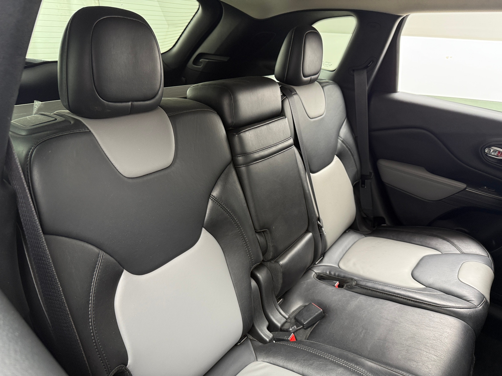Thumbnail: 2014 Jeep Cherokee - 5