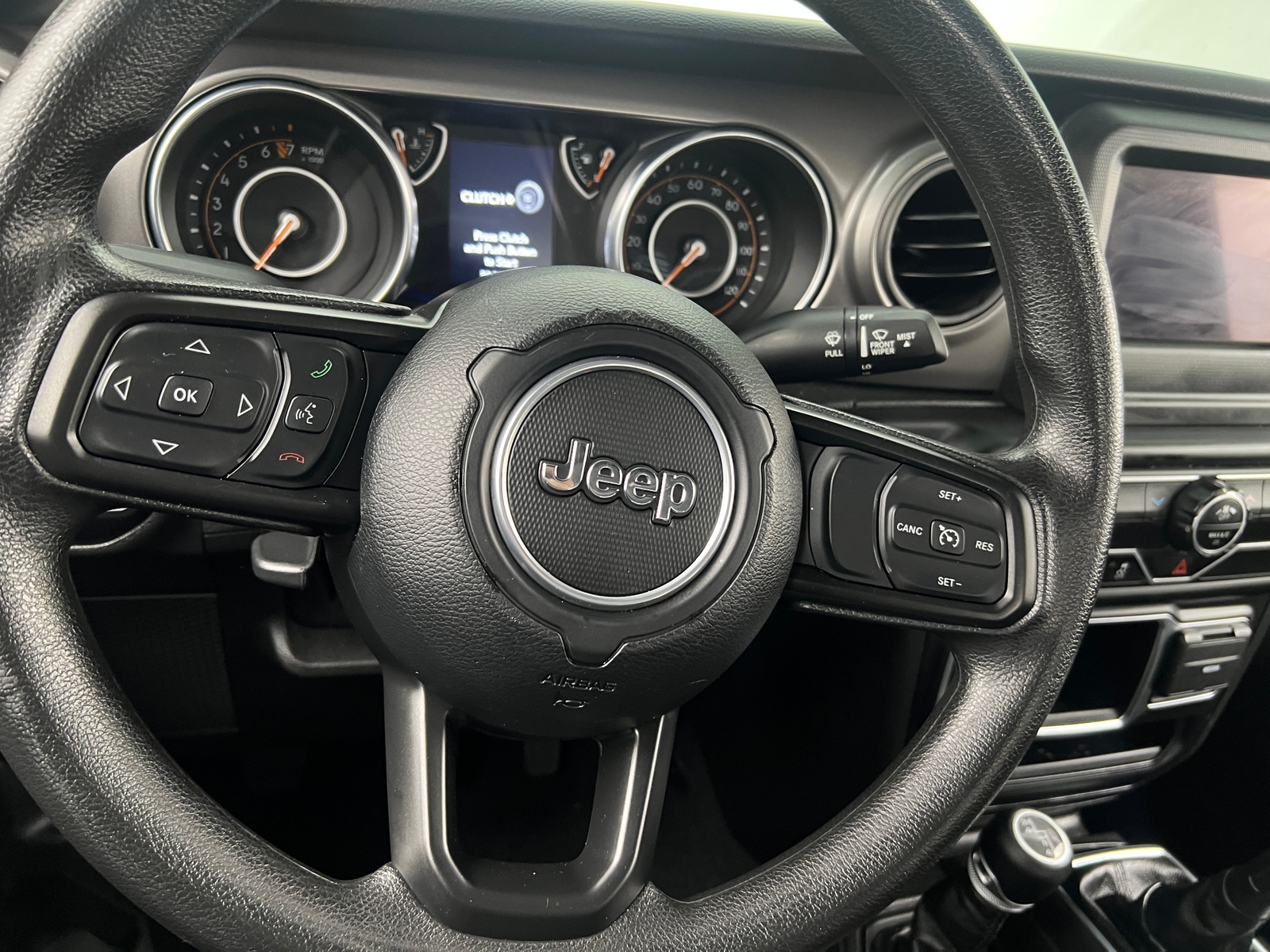 Thumbnail: 2023 Jeep Gladiator - 5