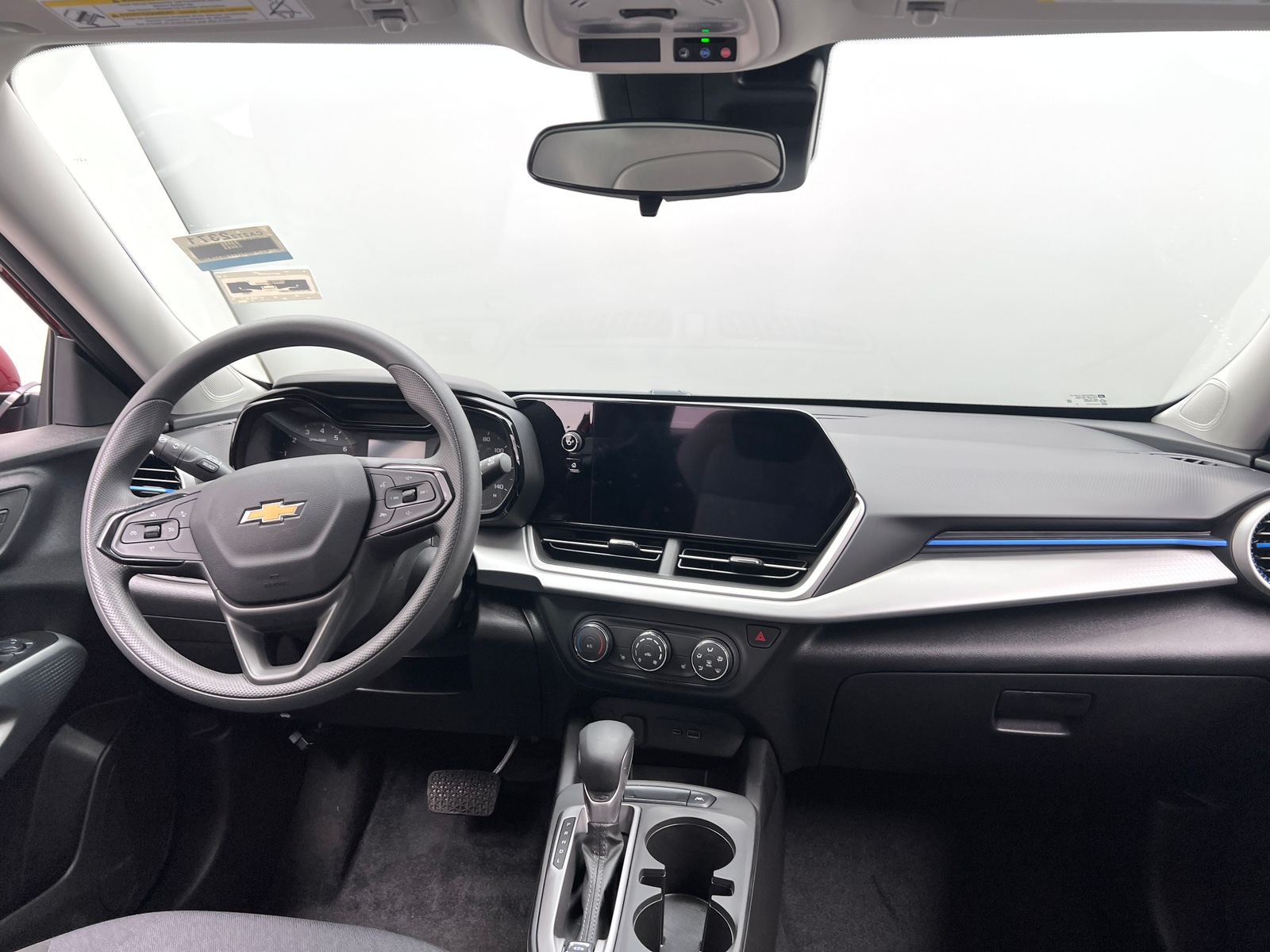 Thumbnail: 2025 Chevrolet Trax - 3