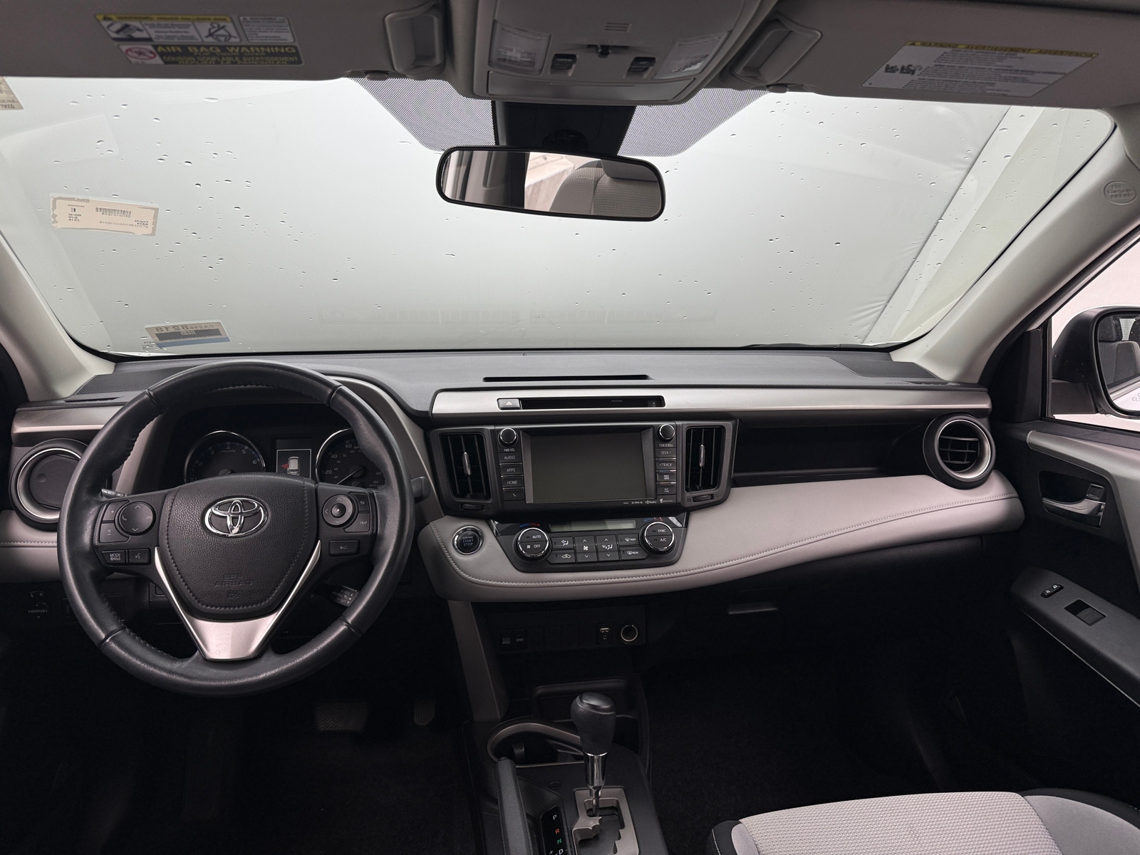 Thumbnail: 2016 Toyota RAV4 - 3