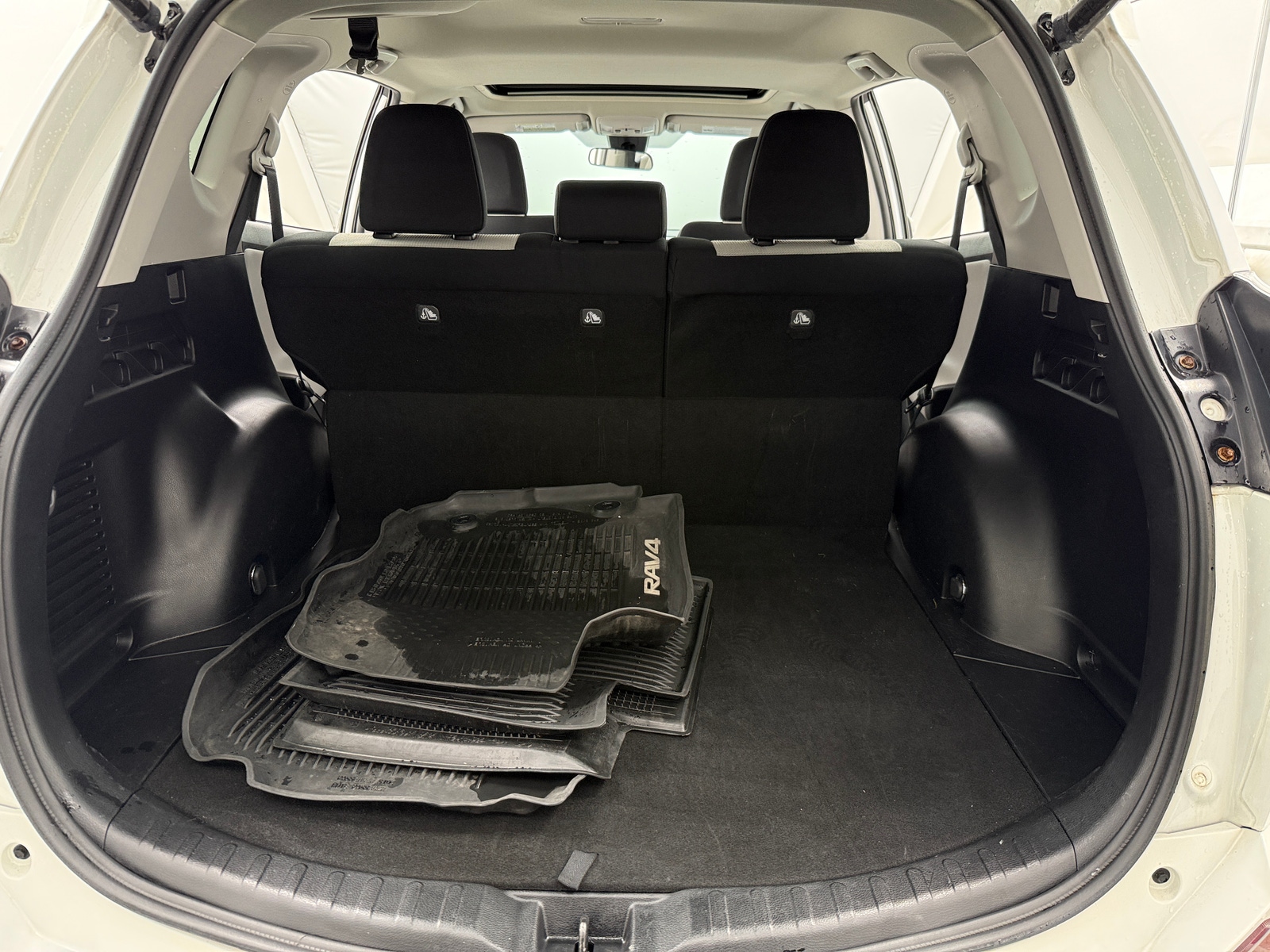 Thumbnail: 2016 Toyota RAV4 - 7