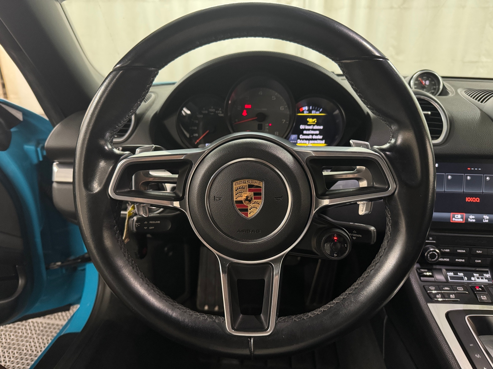 Thumbnail: 2017 Porsche 718 Boxster - 4