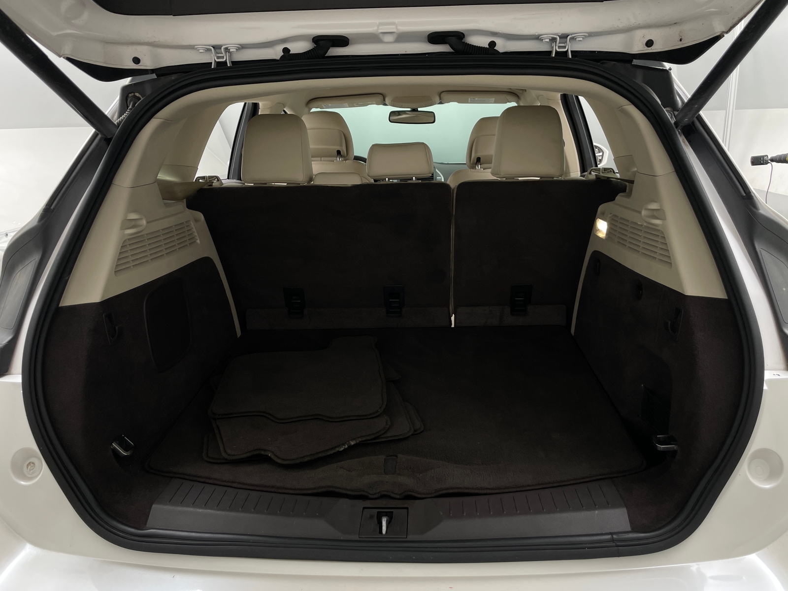 Thumbnail: 2019 Lincoln MKC - 6