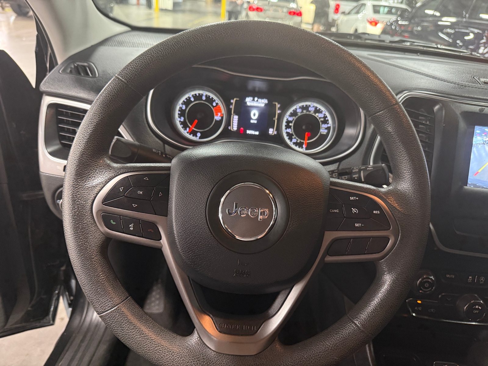 Thumbnail: 2021 Jeep Cherokee - 5