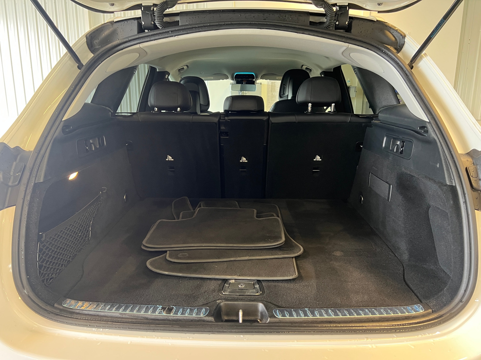 Thumbnail: 2023 Mercedes-Benz GLC - 6