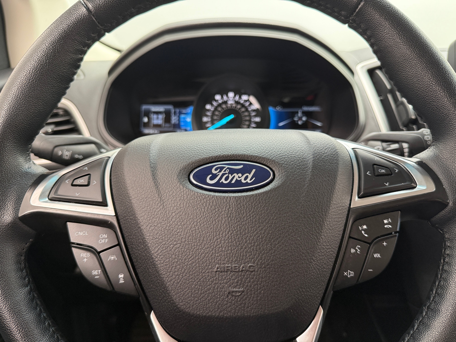 Thumbnail: 2024 Ford Edge - 4