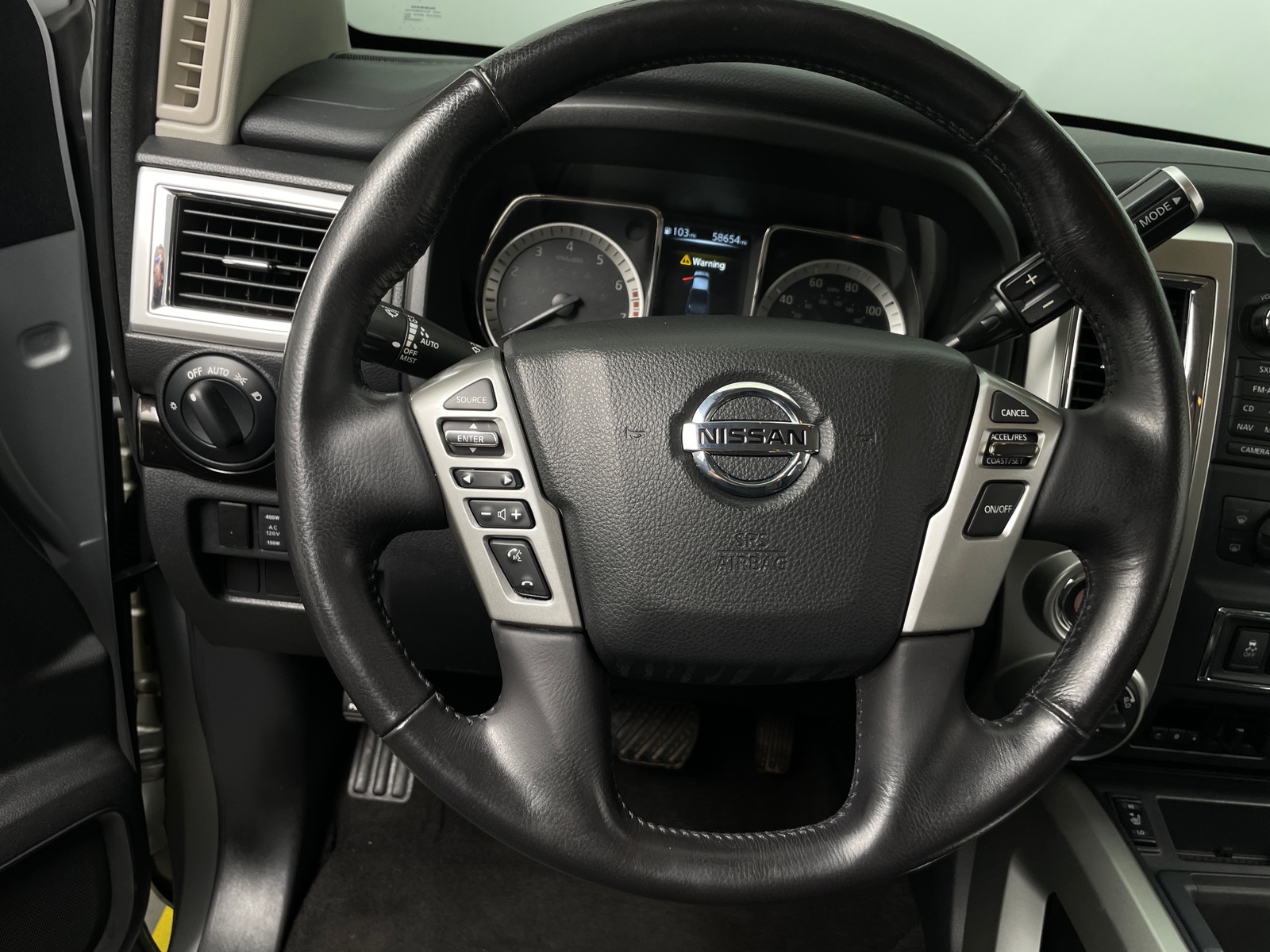 Thumbnail: 2018 Nissan Titan - 5