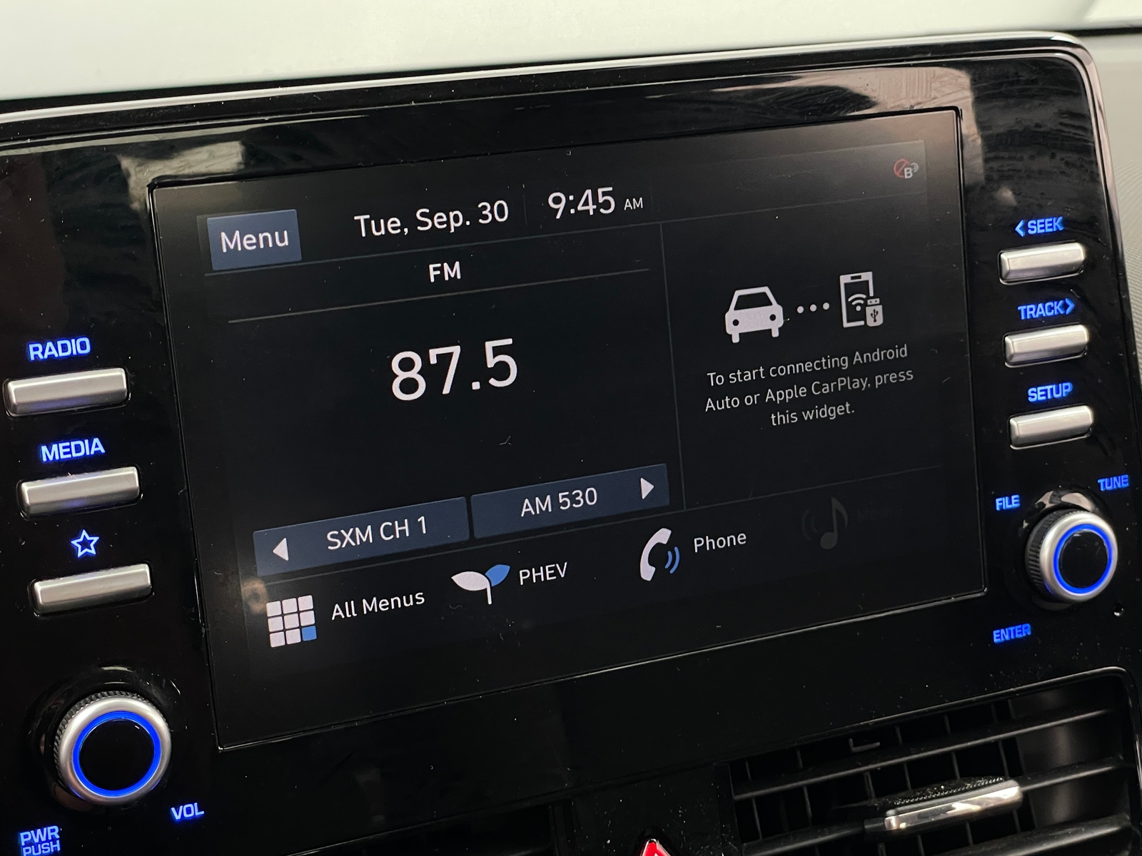 Thumbnail: 2022 Hyundai Ioniq - 4