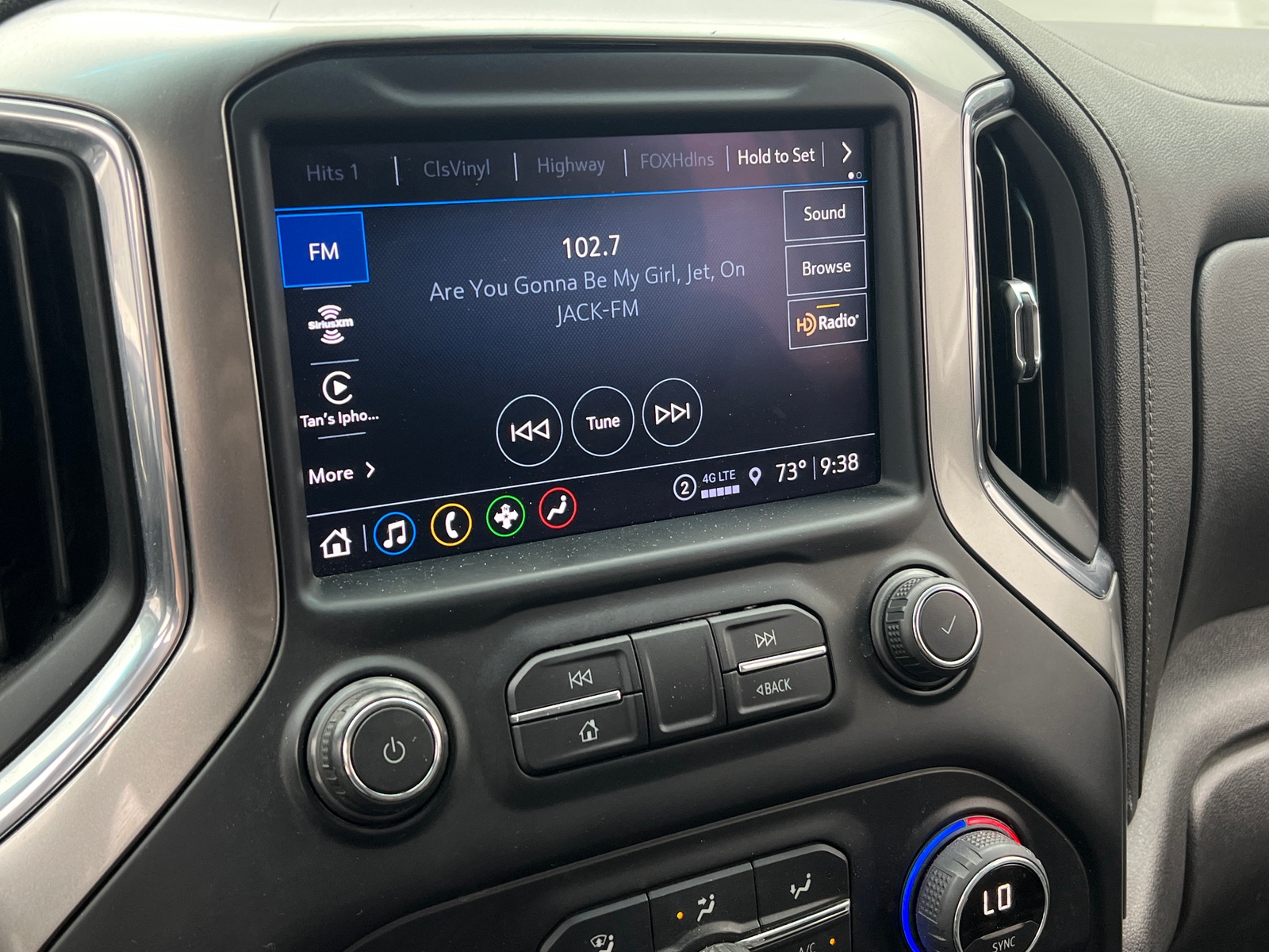 Thumbnail: 2021 Chevrolet Silverado 1500 - 4