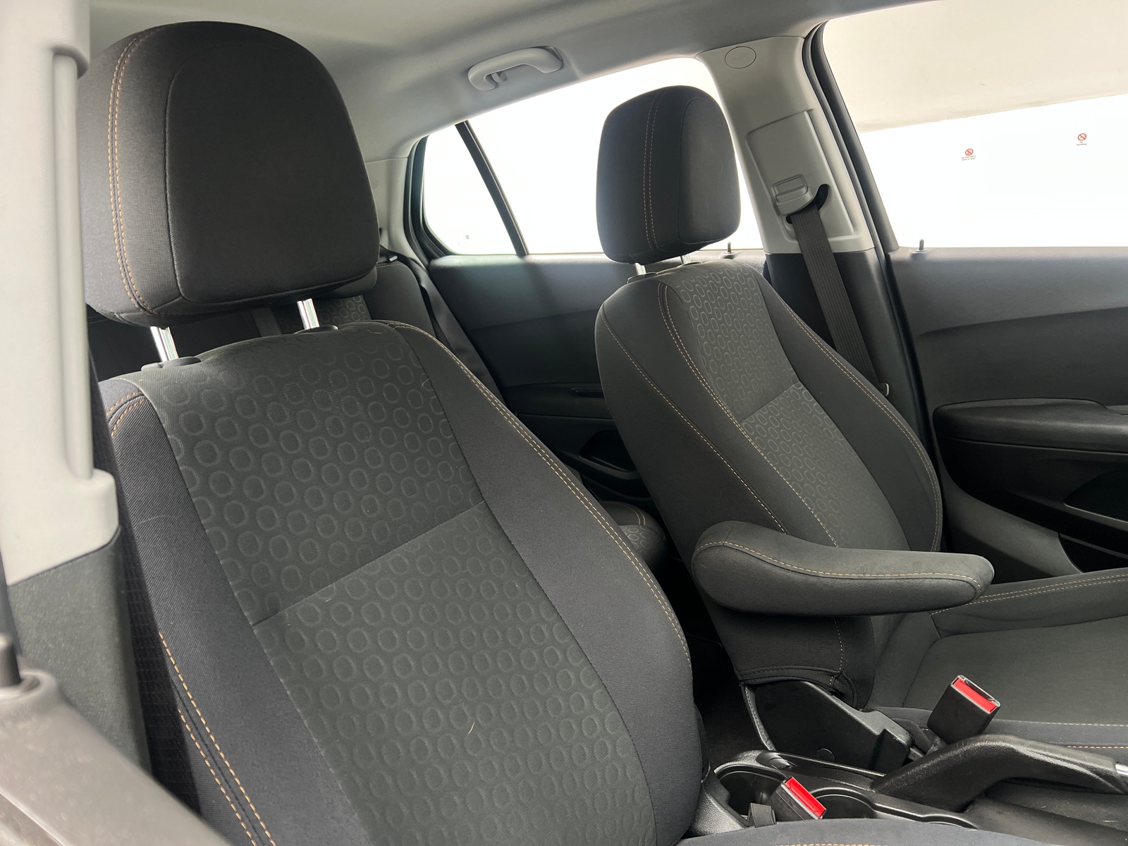Thumbnail: 2018 Chevrolet Trax - 2