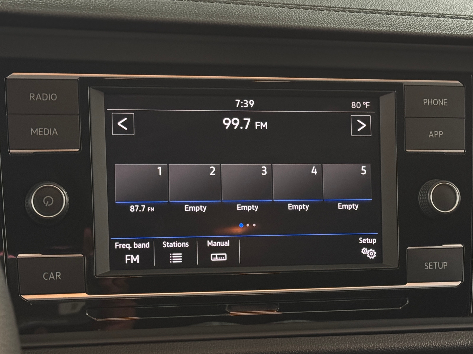 Thumbnail: 2019 Volkswagen Jetta - 4