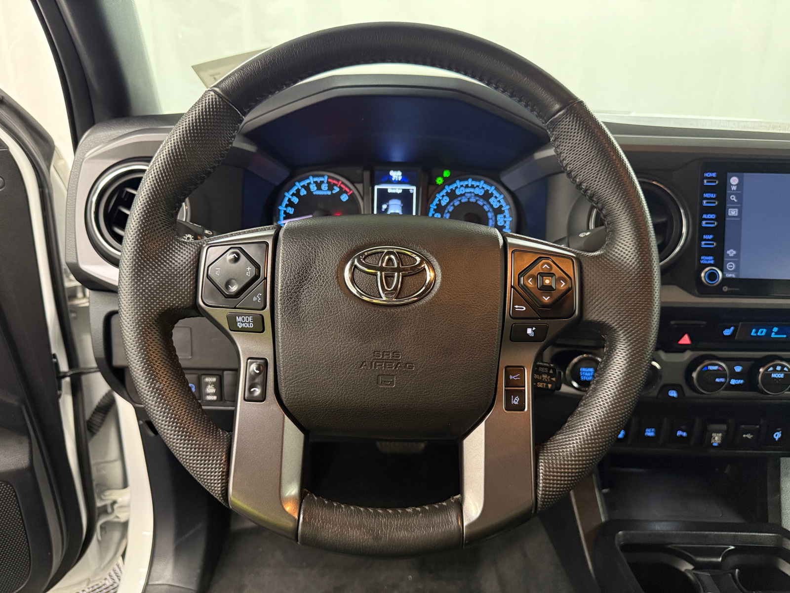 Thumbnail: 2021 Toyota Tacoma - 4