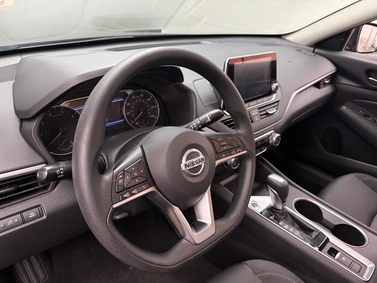 Thumbnail: 2022 Nissan Altima - 5