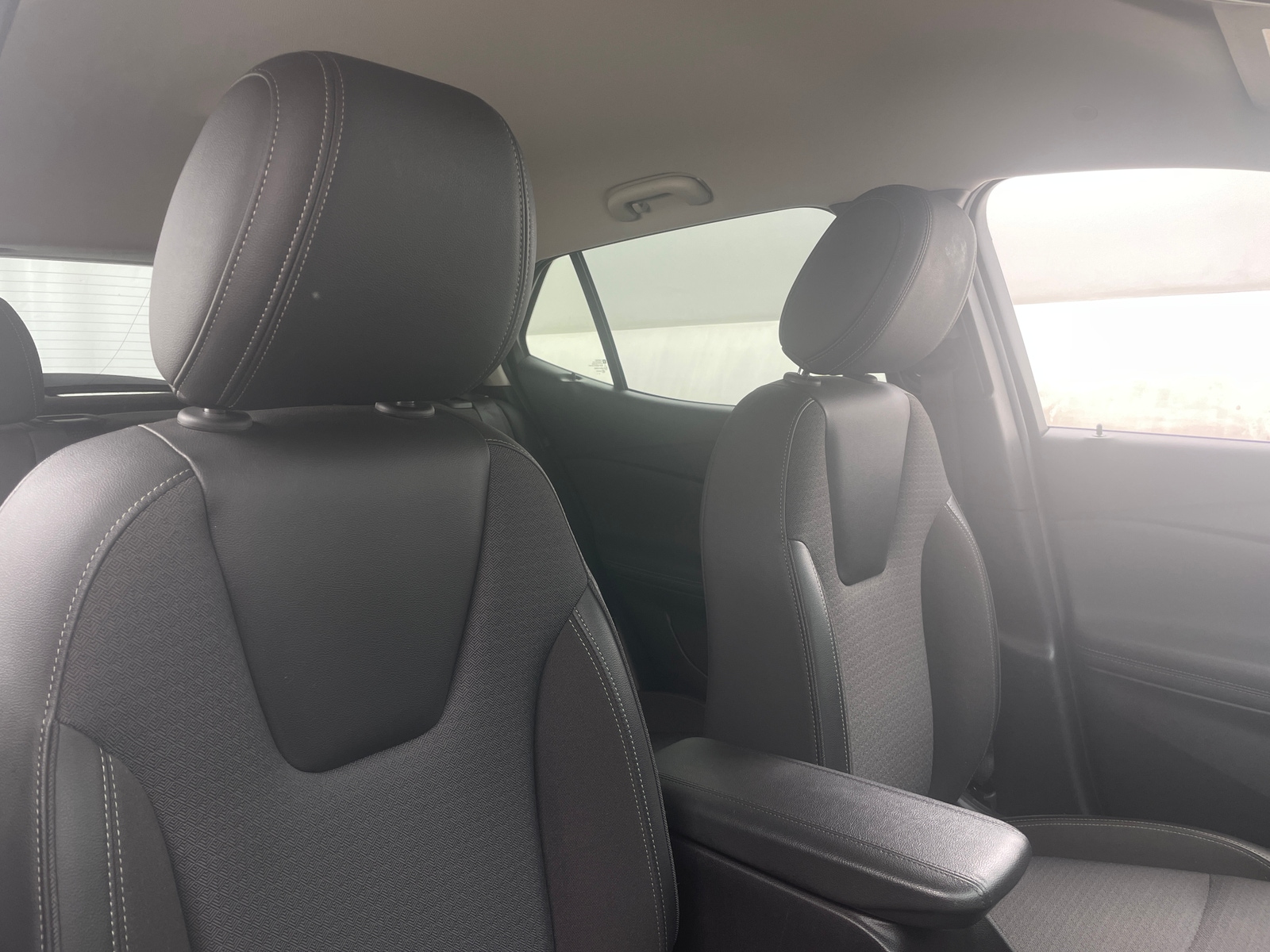 Thumbnail: 2020 Buick Encore GX - 2